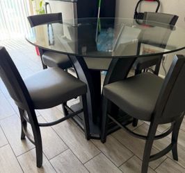Round Glass Top Counter Height Dining Set