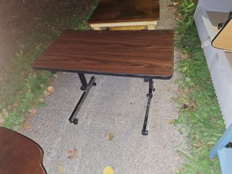 Adjustable Laptop Desk with adjustable Legs