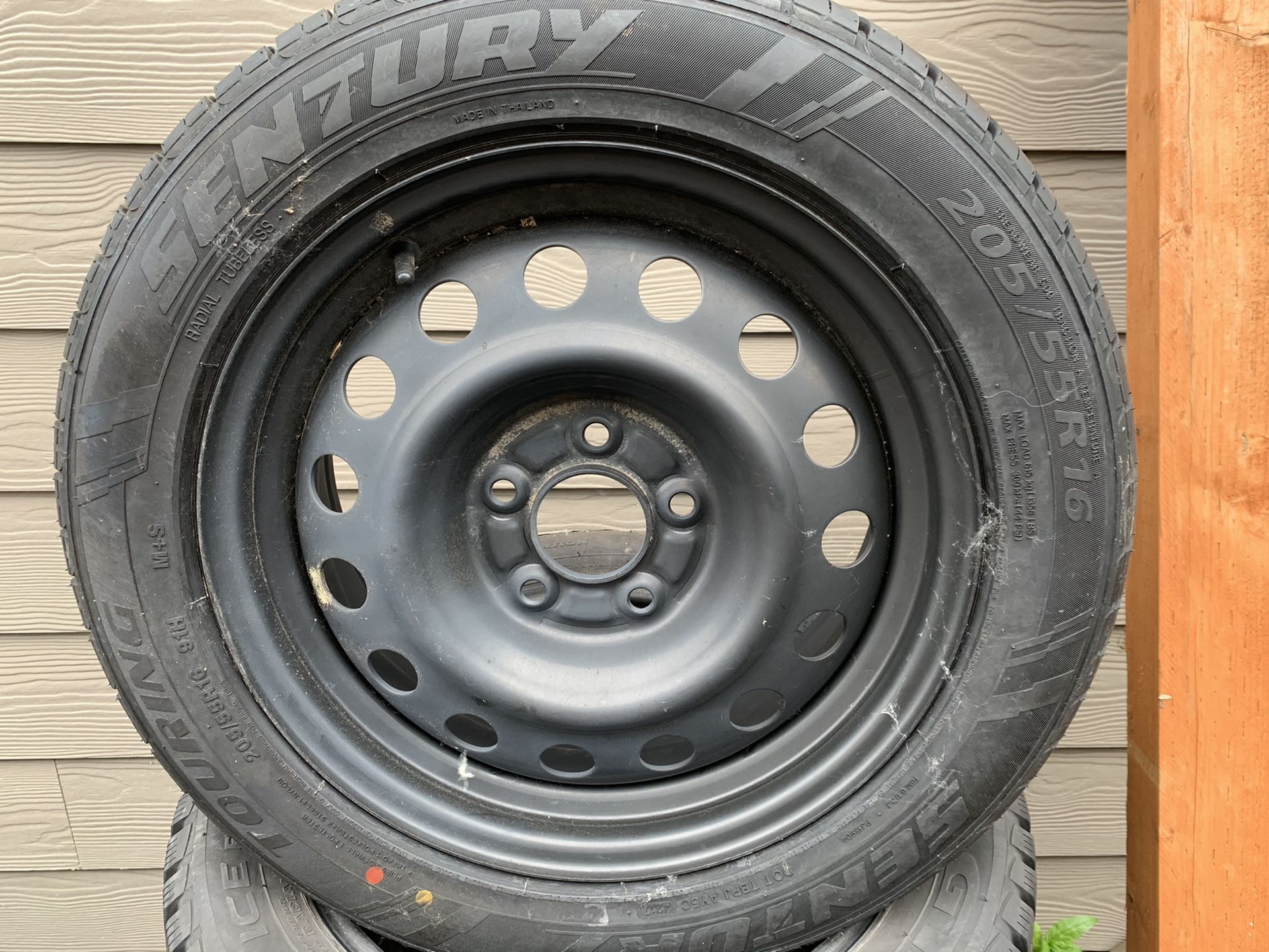 Sentury tire