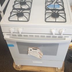 New Open Box GE Gas Stove 