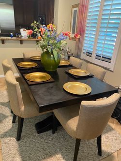 Table + 6 Chairs