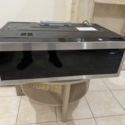 Samsung Low Profile Over The Range Microwave