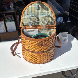 Vintage Wicker Picnic Basket 
