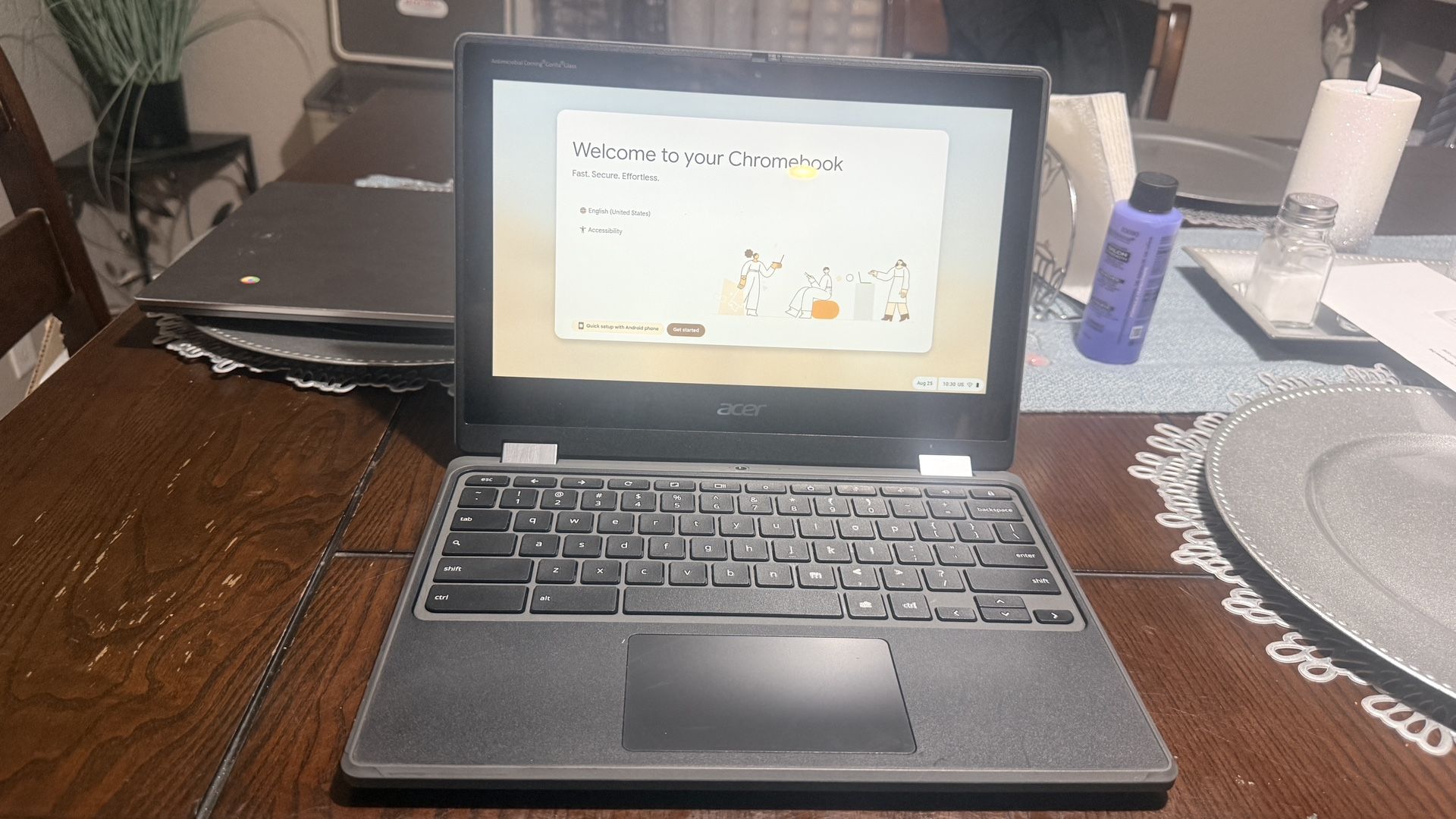 Chrome Book . Acer Laptop