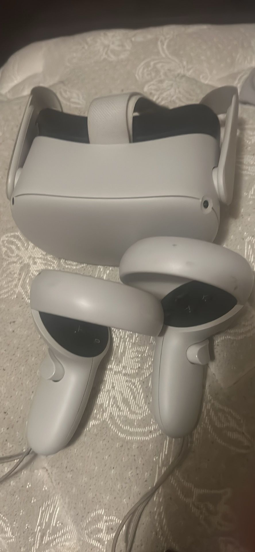 Oculus quest 2 Could Do $250 Or Trade For Xbox One S