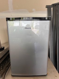 Hisense Mini Fridge