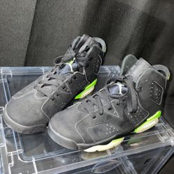 Air Jordan 6 Retro Electric Green for Sale in San Diego, CA - OfferUp