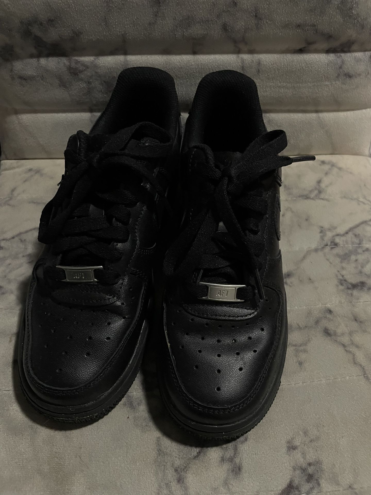 Black Air Force 1’s