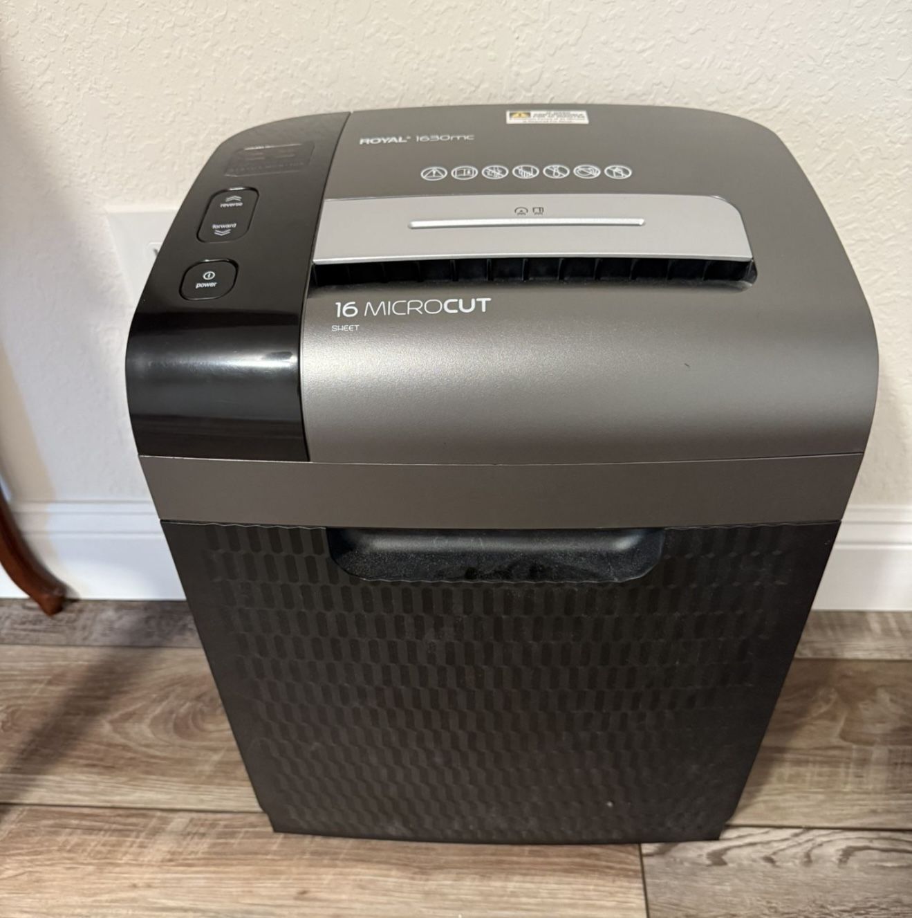 Royal 16mc Microcut Paper Shredder