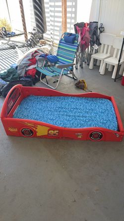 Lightning McQueen Pixar Cars Kids toddler Bed