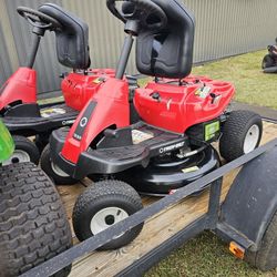 Troy Bilt Riders. Showroom Condition