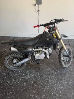 125cc Syx motos please read description