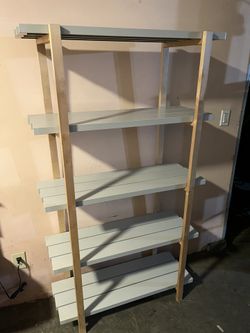 IKEA YPPERLIG shelving unit 