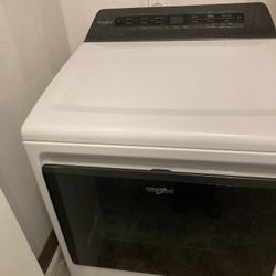 Mother’s Day Delight -High Efficiency Washer And Dryer Bundle