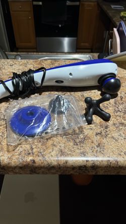 Wahl deep tissue massager with different attachments