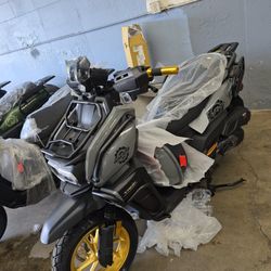 Tank motorcycles 