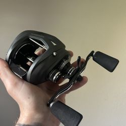 Okuma Komodo 471 Right Hand Retrieve 