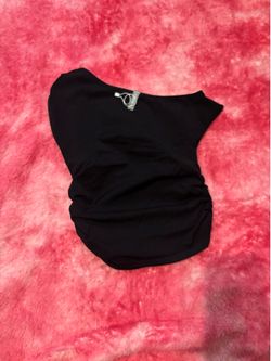 Off the shoulder stretchy top size S