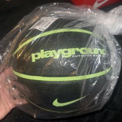 Nike Basketball Size 5