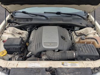 Hemi for sale - 2008 Chrysler 300 C - $3,000