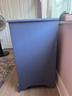 VW bus dresser