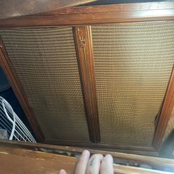 Zenith record console