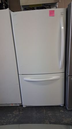Nice Kenmore elite white refrigerator