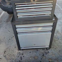 Rolling Tool Box 