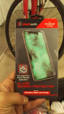 Blackweb iPhone X/xs glass screen protector