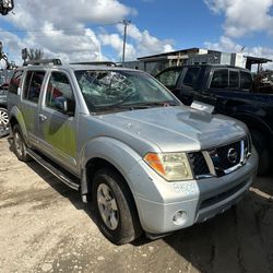NISSAN PATHFINDER 2006 Only Parts 
