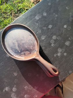 Cast Iron Fajita Skillet