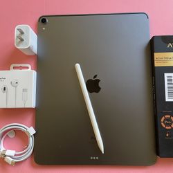 Apple IPad Pro 12.9” 3rd Generation (Face ID/Liquid Retina / Latest IOS 26) 512GB with keyboard, Pen & Accessories 