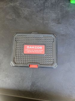 DAKCOS 5 piece 1/2" double ended lug nut flip socket set..