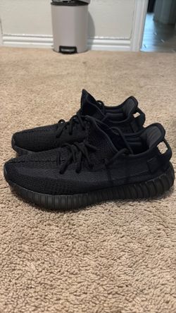 Black Yeezy boost 350