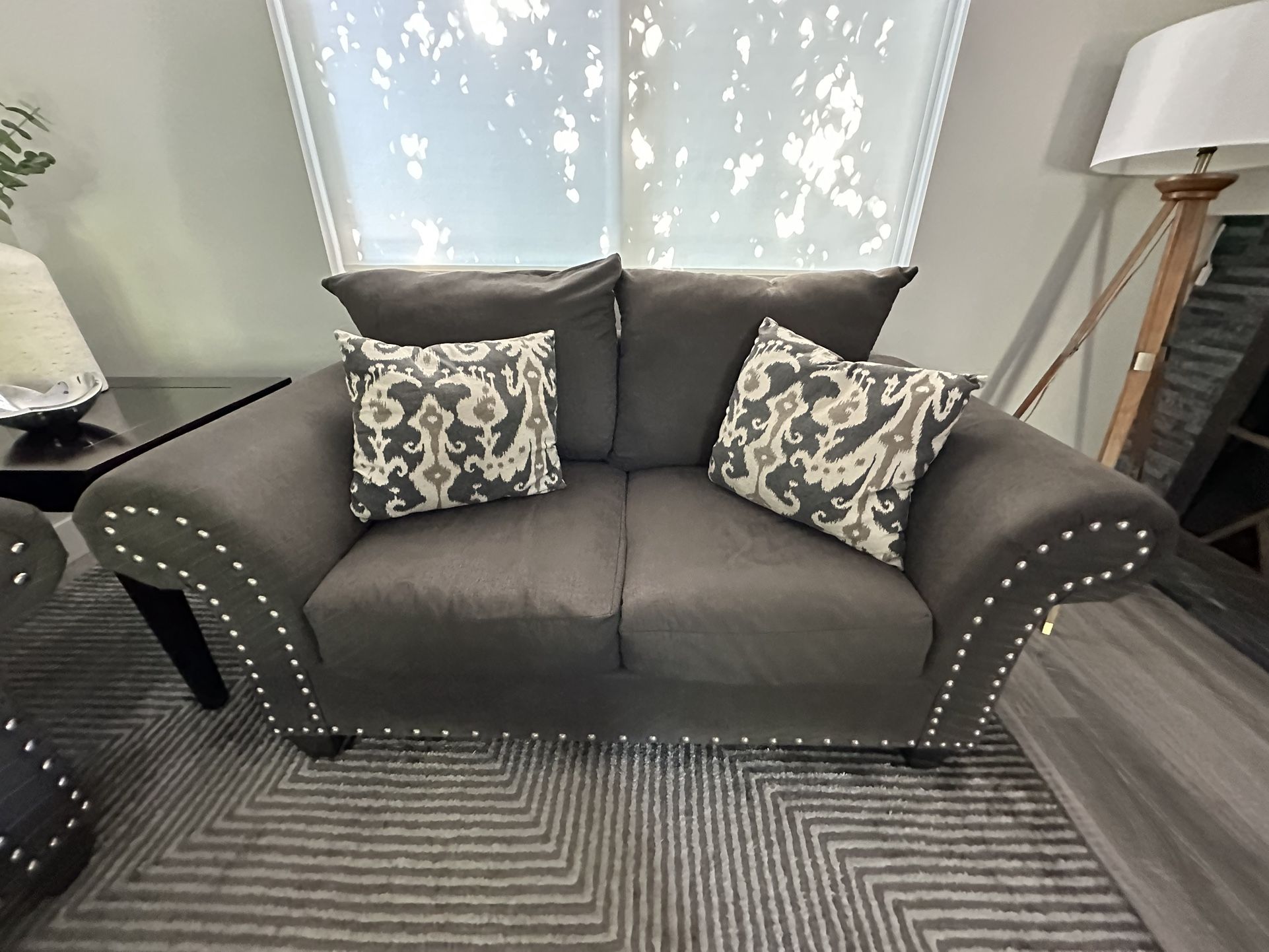 Beautiful Living Room Set for Sale in Orlando, FL - OfferUp