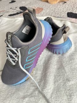 Girls shoes size 3Y in good condition $20 for both pick up only