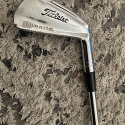 Titleist Tour Model RH 3 Iron Steel Shaft Golf Club 