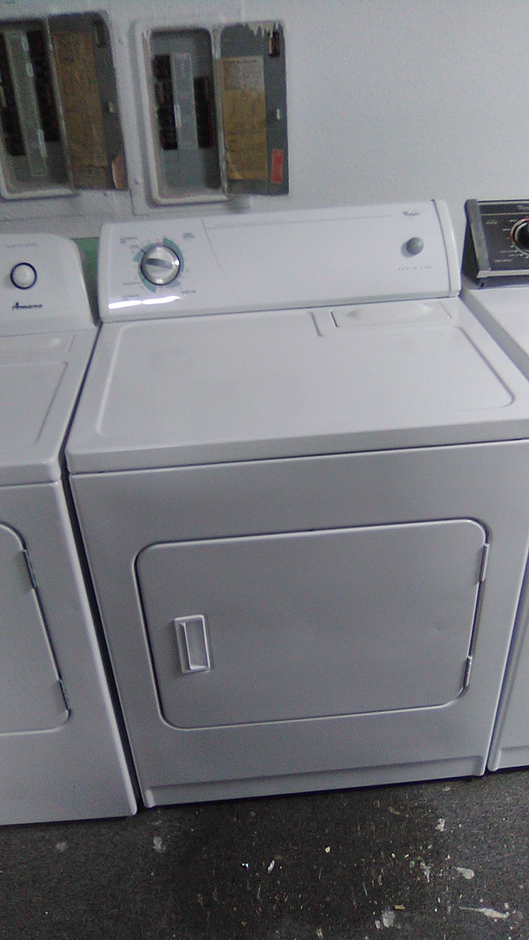 Whirlpool commercial quality extra large capacity dryer