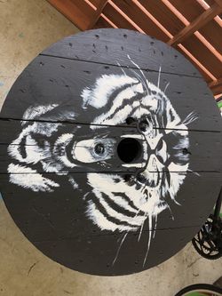 medium spool table
