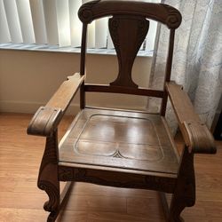 UNIQUE WOOD ROCKER