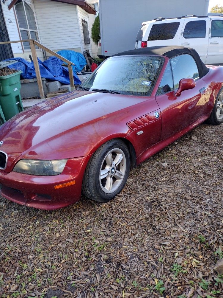 2000 BMW Roadster Convertible 140,000 MI For Sale 3000 OBO