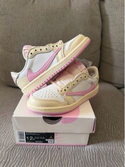 Jordan 1 Travis Scott size 12c $250