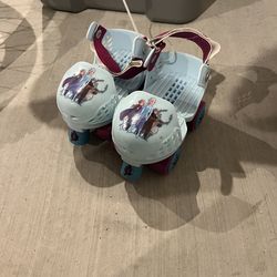 Disney Frozen Adjustable Junior Skates ❄️ "over-the-shoe skates" (se usan con tenis puestos),