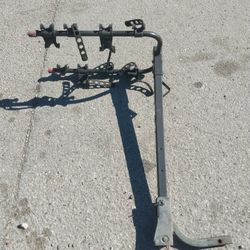 Yakima 4 Bike Hitch Type Bicycle Rack for 1.25" Hitch Receiver