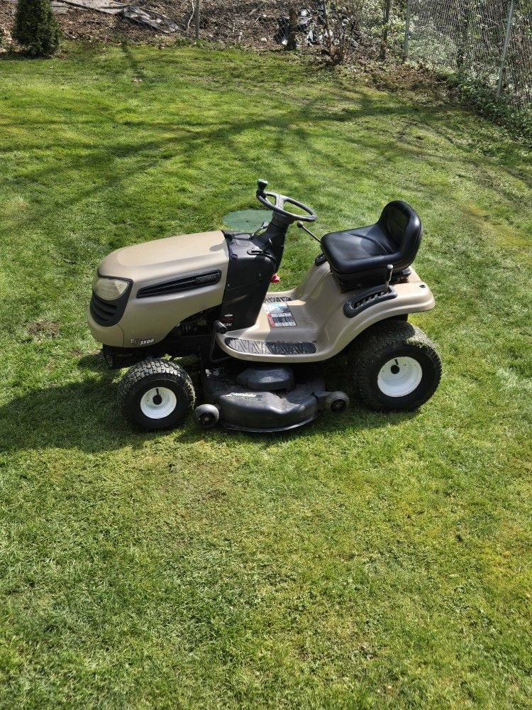 Ready For The Season **Craftsman Lawn Tractor 46" Deck