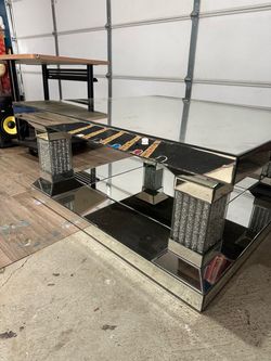 Mirrored Crushed Diamond Coffee Table