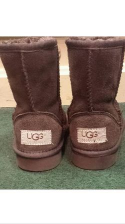 Kids 1.5 youth ugg boots- uggs new