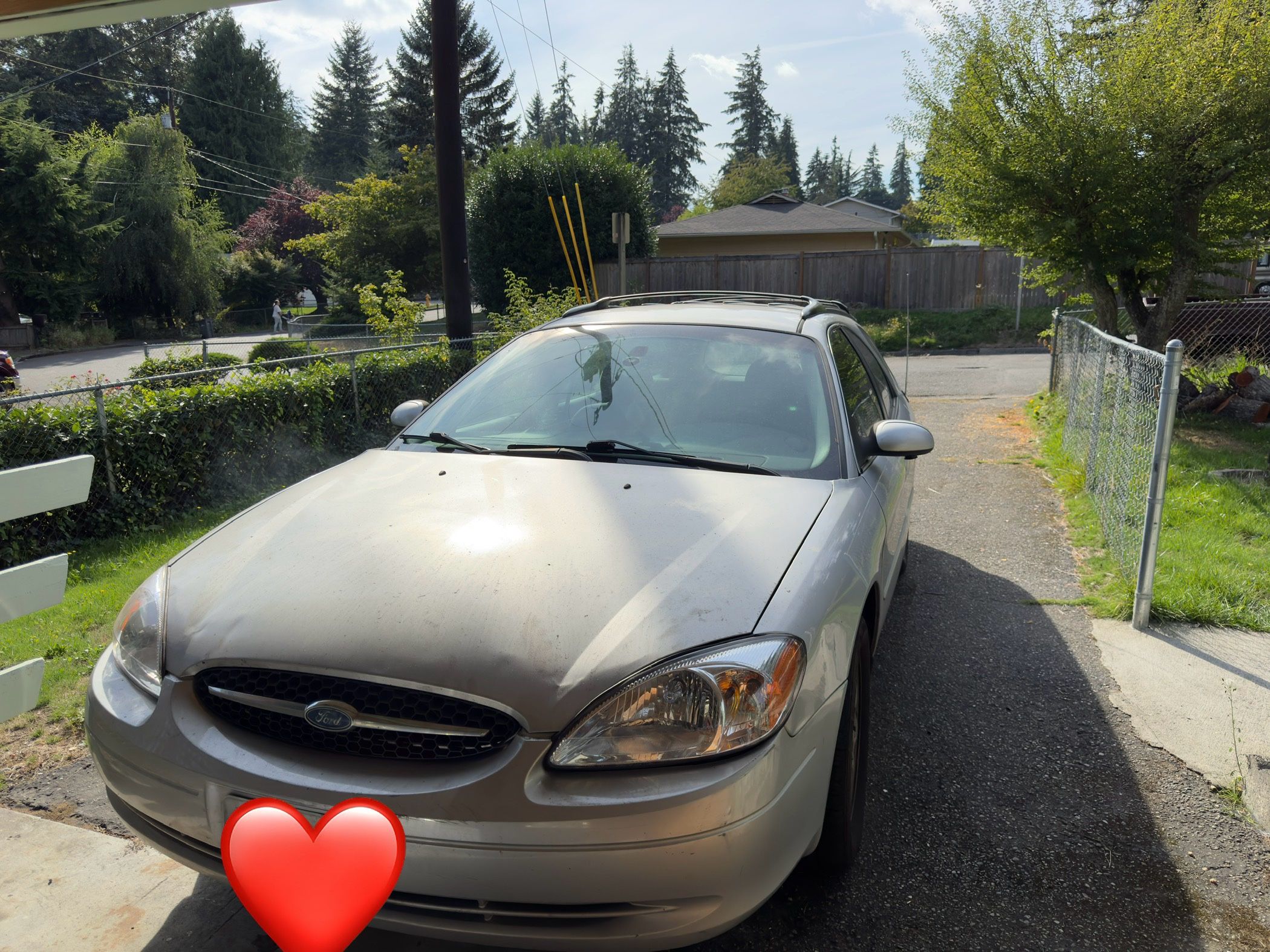 2004 Ford Taurus