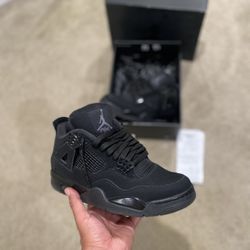 Air Jordan 4 Black Cat’s Size 8 VNDS