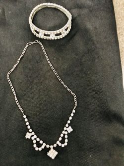 rhinestone necklace with bracelet